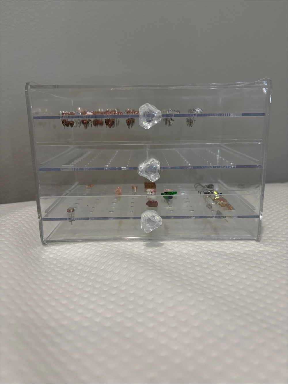 Amazon Clear Acrylic Jewelry Organizer with Crystal Draw Knobs